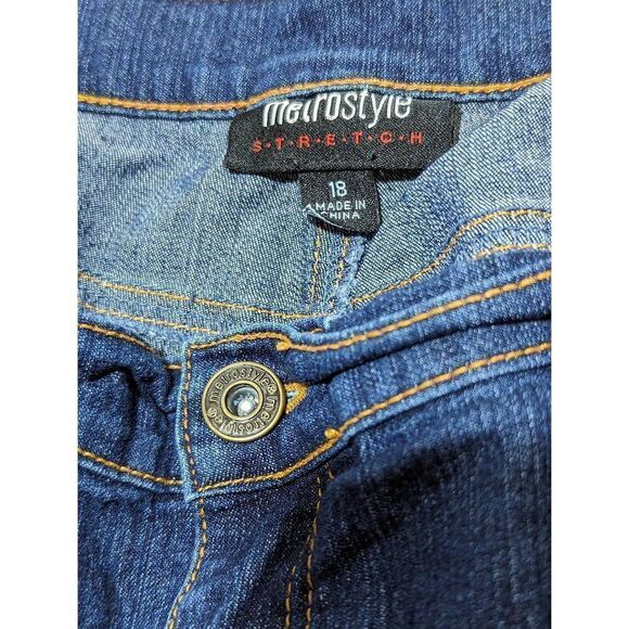 Metro Style Size 18 Women's Blue Dark Washed Mid-Rise Stretch Zip Ankle Jeans - Picture 2 of 3